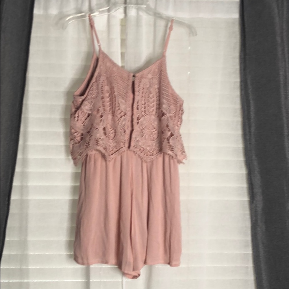 Eyelet Romper - Picture 3 of 3